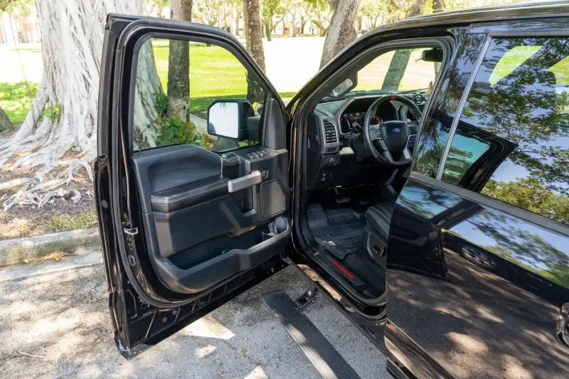 2019 Ford F-150 SuperCrew Hennessey VelociRaptor V8 photo 31