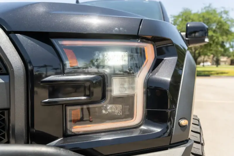 2019 Ford F-150 SuperCrew Hennessey VelociRaptor V8 photo 14