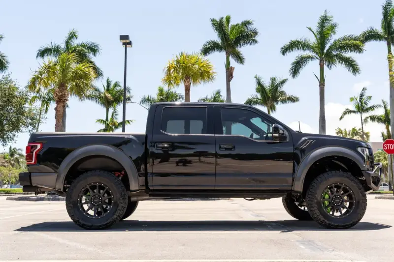 2019 Ford F-150 SuperCrew Hennessey VelociRaptor V8 photo 4