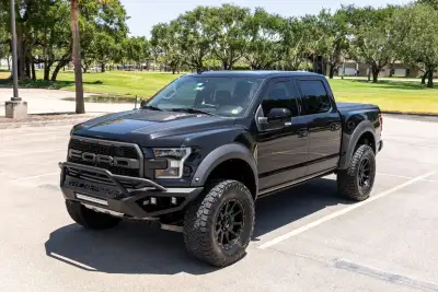 2019 Ford F-150 SuperCrew Hennessey VelociRaptor V8