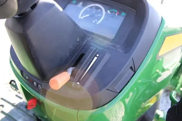 2019 John Deere 4044M photo 38