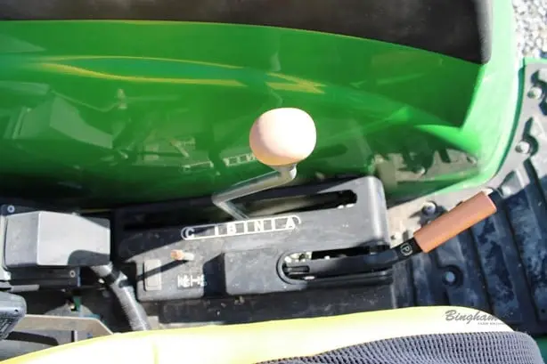 2019 John Deere 4044M photo 35