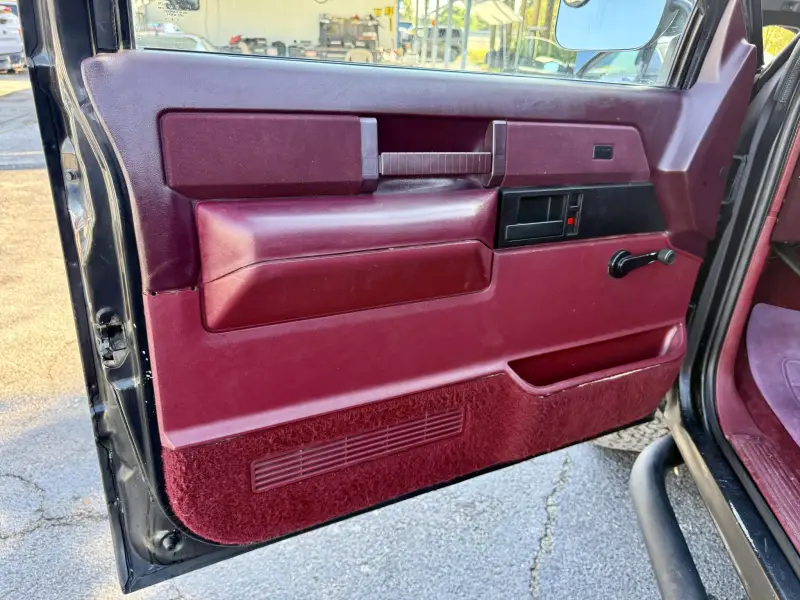 1989 Chevrolet K1500 Silverado 4×4 Sportside 5-Speed photo 112