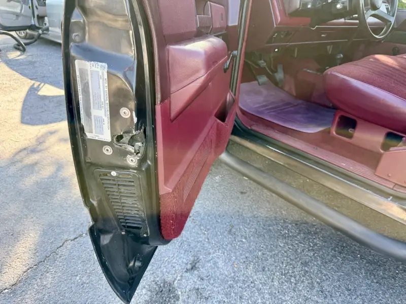 1989 Chevrolet K1500 Silverado 4×4 Sportside 5-Speed photo 149