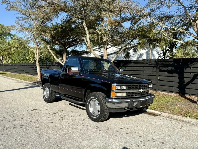 1989 Chevrolet K1500 Silverado 4×4 Sportside 5-Speed photo 95