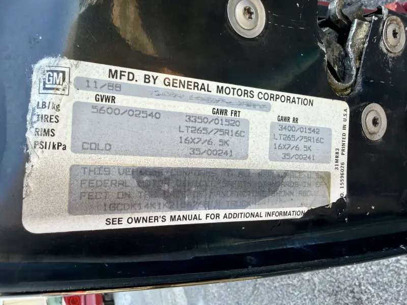1989 Chevrolet K1500 Silverado 4×4 Sportside 5-Speed photo 6