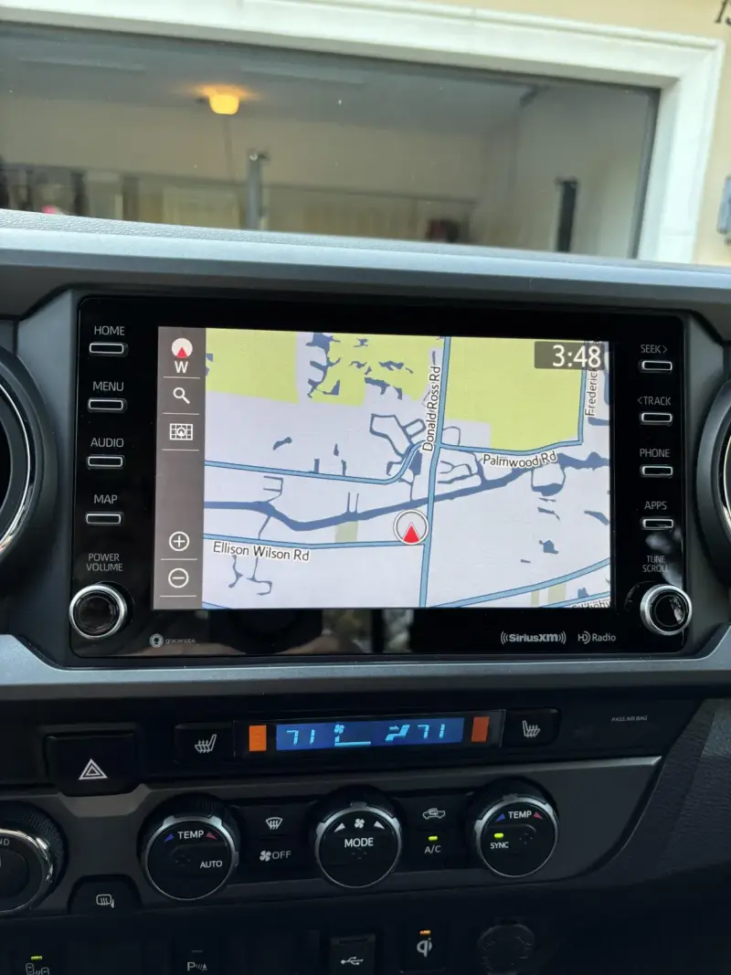 2021 Toyota Tacoma TRD Sport Access photo 39