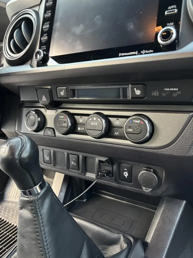2021 Toyota Tacoma TRD Sport Access photo 37
