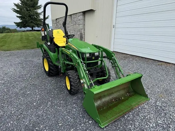 2022 JOHN DEERE 2025R photo 5