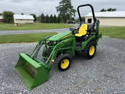 2022 JOHN DEERE 2025R