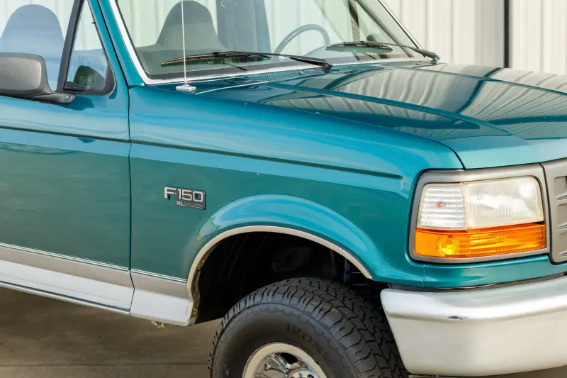 1996 Ford F-150 XL 4×4 5-Speed photo 49