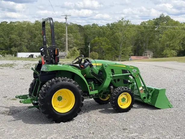 2023 JOHN DEERE 3025D photo 3