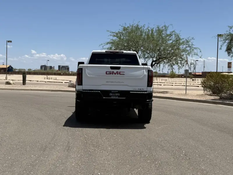 2024 GMC Sierra 2500HD photo 4