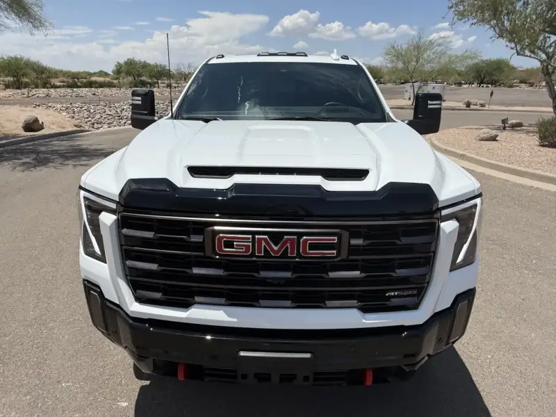 2024 GMC Sierra 2500HD photo 11
