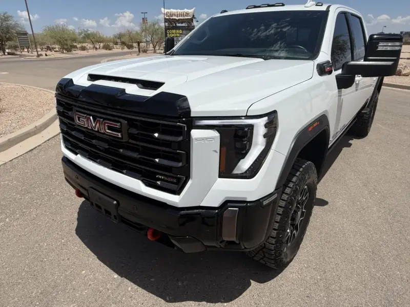 2024 GMC Sierra 2500HD photo 14
