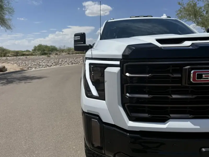 2024 GMC Sierra 2500HD photo 12