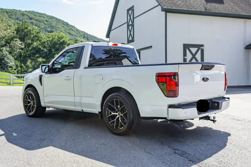 2025 Ford F-150 XL Regular Cab photo 7