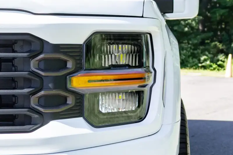 2025 Ford F-150 XL Regular Cab photo 11