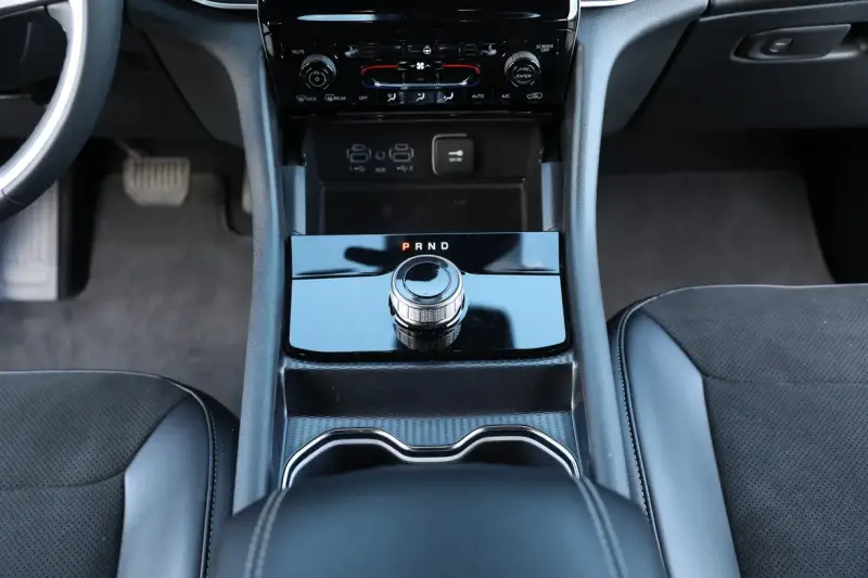 2025 Jeep Grand Cherokee L Altitude X photo 29