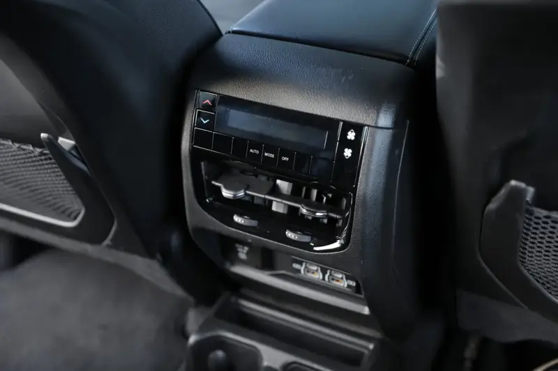 2025 Jeep Grand Cherokee L Altitude X photo 47