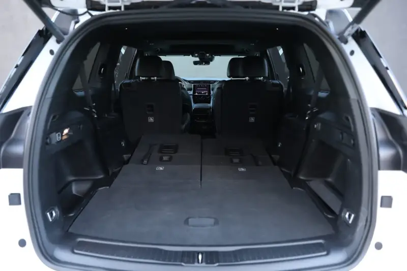 2025 Jeep Grand Cherokee L Altitude X photo 36