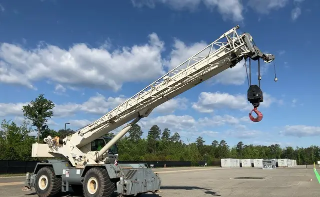 2004 Terex RT775 photo 7