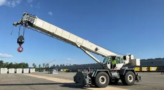 2004 Terex RT775 photo 2