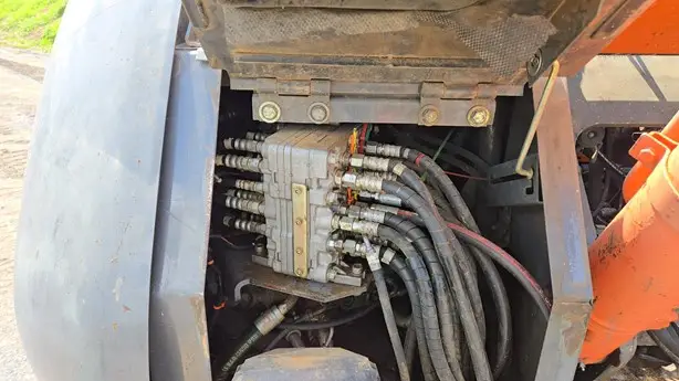 2012 HITACHI ZX225US LC-3 photo 11
