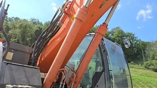 2012 HITACHI ZX225US LC-3 photo 70