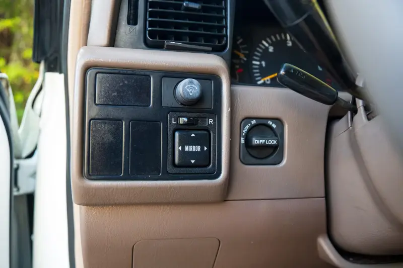 1997 Lexus LX450 photo 63