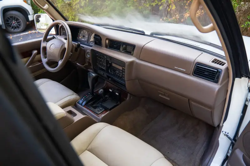 1997 Lexus LX450 photo 53