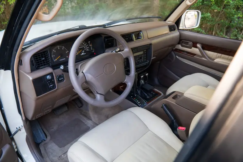 1997 Lexus LX450 photo 43