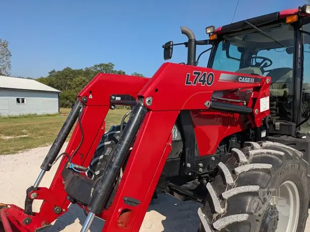 2014 CASE IH MAXXUM 115 photo 13