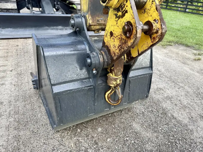 2014 YANMAR SV100 MID SIZE EXCAVATOR photo 13