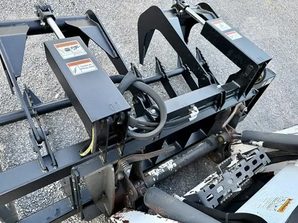 2015 BOBCAT S530 photo 8