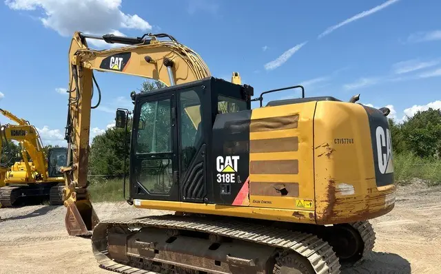 2015 Cat 318EL photo 26