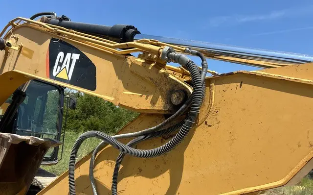 2015 Cat 318EL photo 27