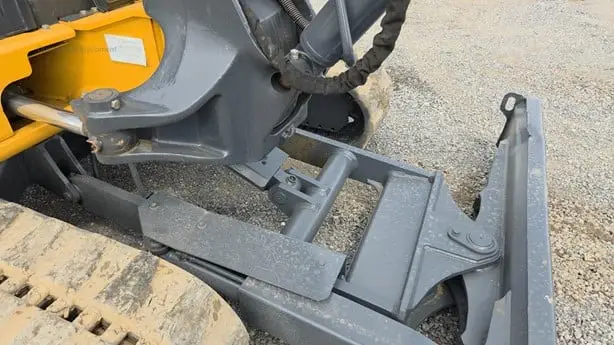 2015 DEERE 50G photo 32