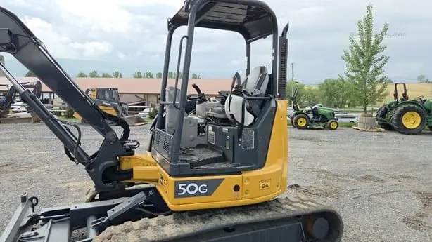 2015 DEERE 50G photo 65