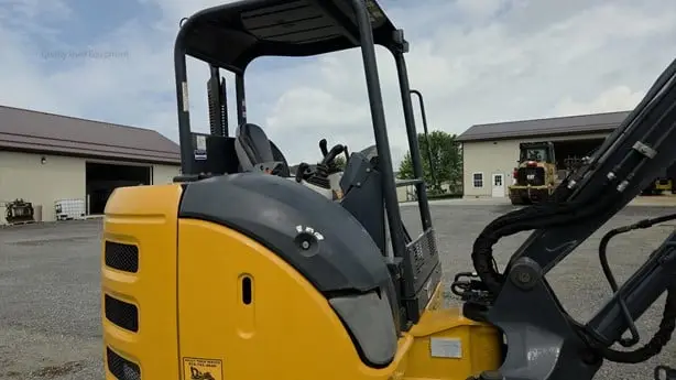 2015 DEERE 50G photo 79