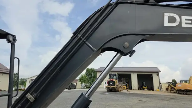 2015 DEERE 50G photo 38