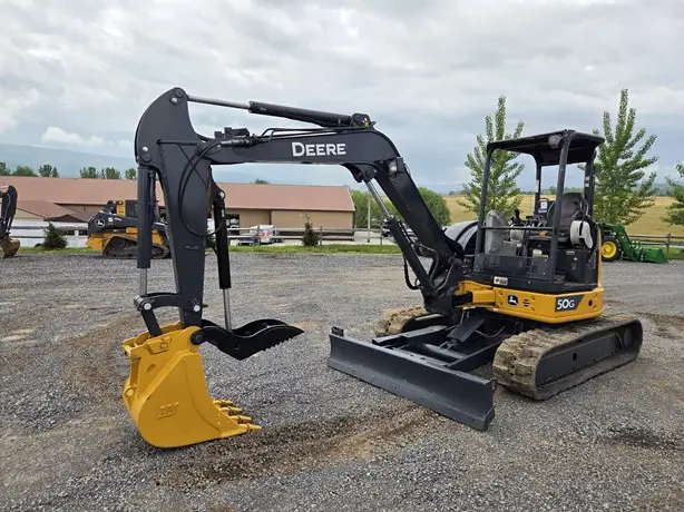 2015 DEERE 50G photo 1