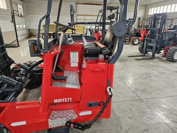2015 MOFFETT M55 photo 9
