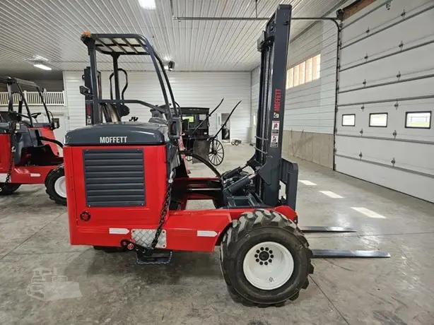 2015 MOFFETT M55 photo 4