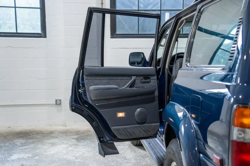 1997 Toyota Land Cruiser FZJ80 photo 112