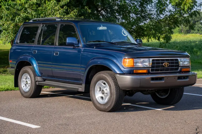 1997 Toyota Land Cruiser FZJ80 photo 1