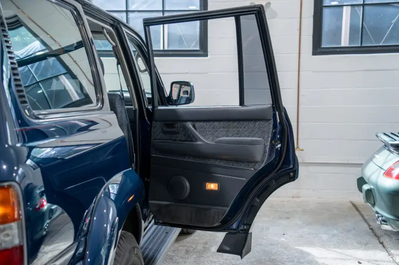 1997 Toyota Land Cruiser FZJ80 photo 149
