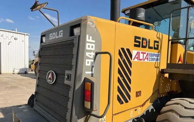 2016 SDLG L948F photo 36