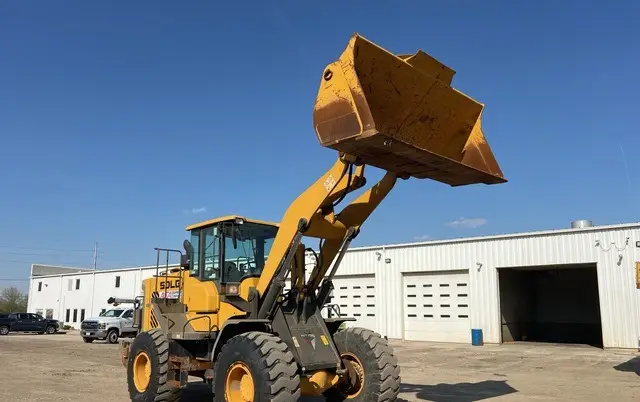 2016 SDLG L948F photo 2