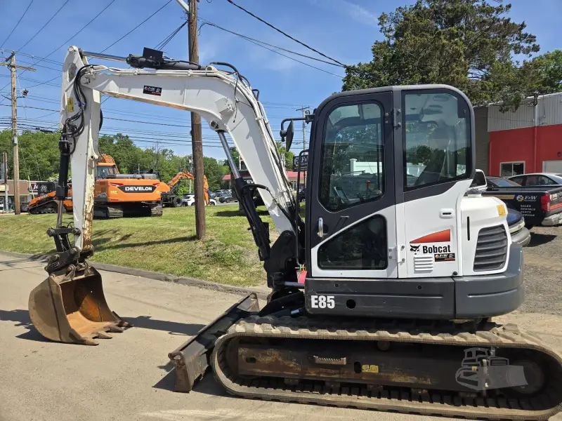 2017 BOBCAT E85 photo 1